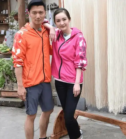 谢霆锋分手王菲后,将与杨幂恋情曝光?他终于说话了!_感情_连明星_消息