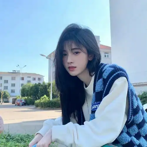 小鞠每一张照片都适合做头像啊~##神仙颜值鞠婧祎  #头像  #永爱