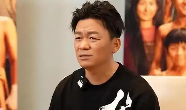 王宝强警告王宝弱可以模仿我但不要打着我的名号商演