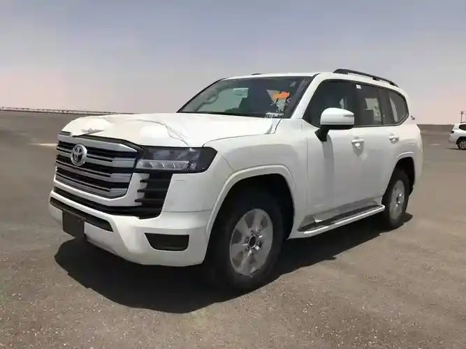 丰田陆巡lc300价格发布 顶配落地超200万 黑色贵10万