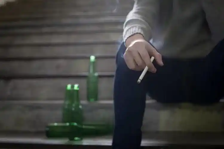 朋友圈关于喝酒的经典语录精选100句