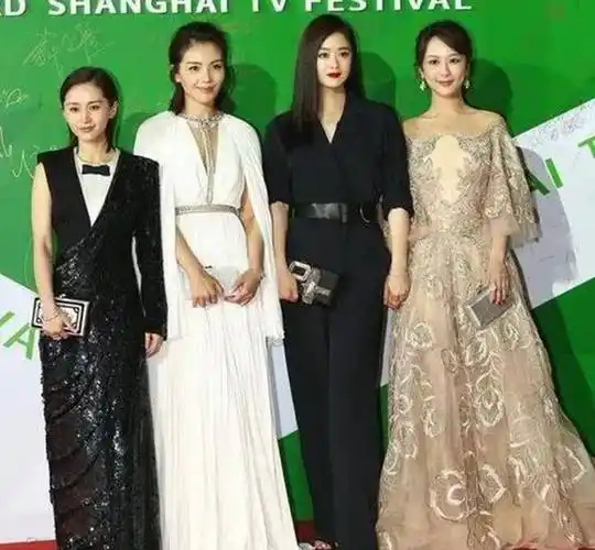 看脸气场一米八实际身高矮冬瓜娱乐圈女星的脸太会骗人