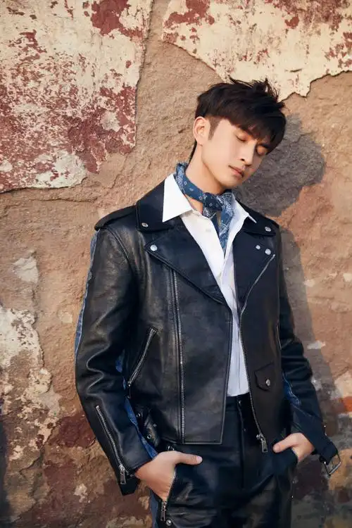 张云龙生日礼帽写真大片##张云龙牛仔风皮衣造型生日大片##张云