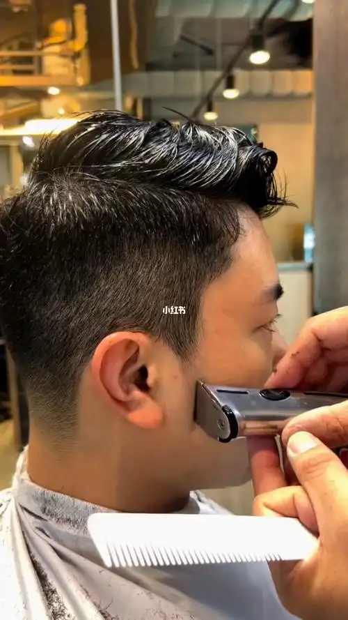 论男士鬓角的重要行