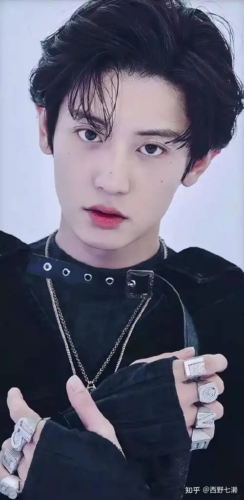 有没有关于朴灿烈的神图? - 知乎