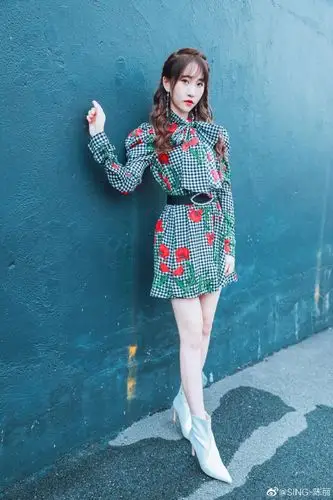 偶像女团sing陈丽自拍写真可爱美照欣赏