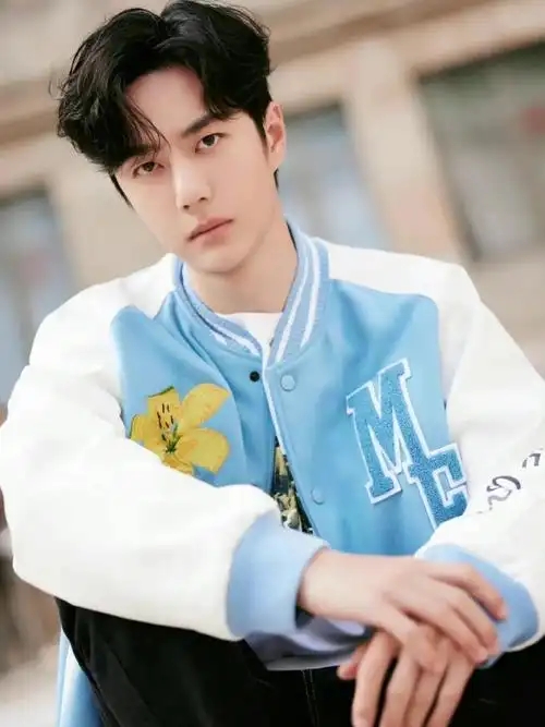 高中生 #王一博 #王一博电影热烈 - 抖音