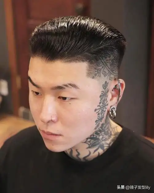 男生头发造型图片(最流行的三种男士发型)(12)