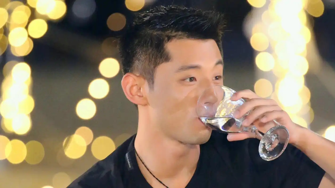 张继科《我们来了》呆萌可爱图片桌面壁纸