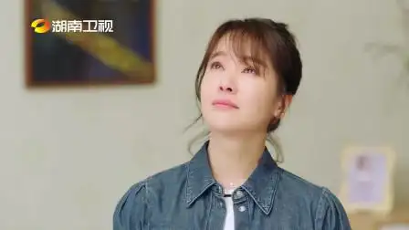 爱的厘米:左小青家帮忙,又是上梯修灯