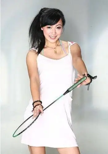 何昊老婆王菁照片