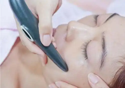 (补充水份) 3,调节脾经,调理因脾功能下降引起的面部暗黄,缺乏营养的