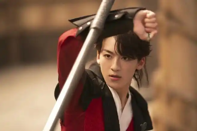 何洛洛斗破苍穹之少年归来