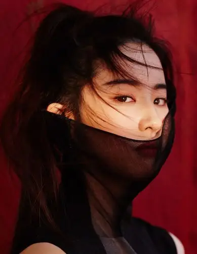 刘亦菲将主演迪士尼版花木兰杂志写真照惊艳爆出