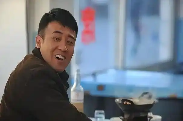 原来她是于和伟的老婆还未结婚就先尽孝如今24年仍恩爱如初