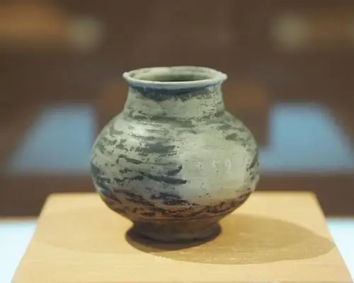 良渚文化彩绘陶罐苏州博物馆藏