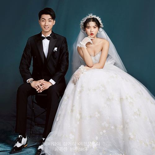 2021婚纱样片主题影楼展会情侣婚纱照放大样片yp1035