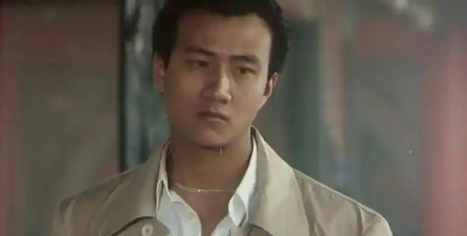 年轻时期的胡军##ip风向标