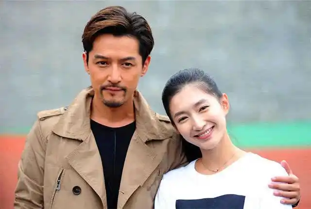 江疏影晒写真美图,越看越耐人寻味,若与胡歌重好会皆大欢喜?