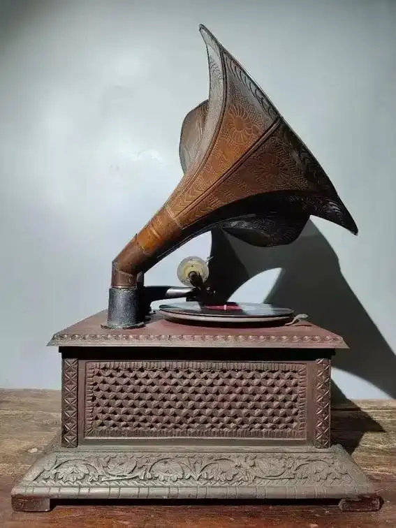 旧藏老花梨实木老式台式手摇老式手摇双喇叭留声机  一代经典老 - 抖