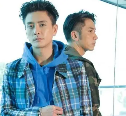 黄宗泽1980年出生,吴卓羲1979年出生,在黄磊面前,他们的确都是晚辈,也