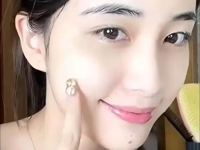 坚持一个月 从此被人羡慕素颜好皮肤.