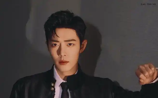 禁欲系霸总既视感耶!怎么能把皮衣穿的这么好看还不油腻呀!