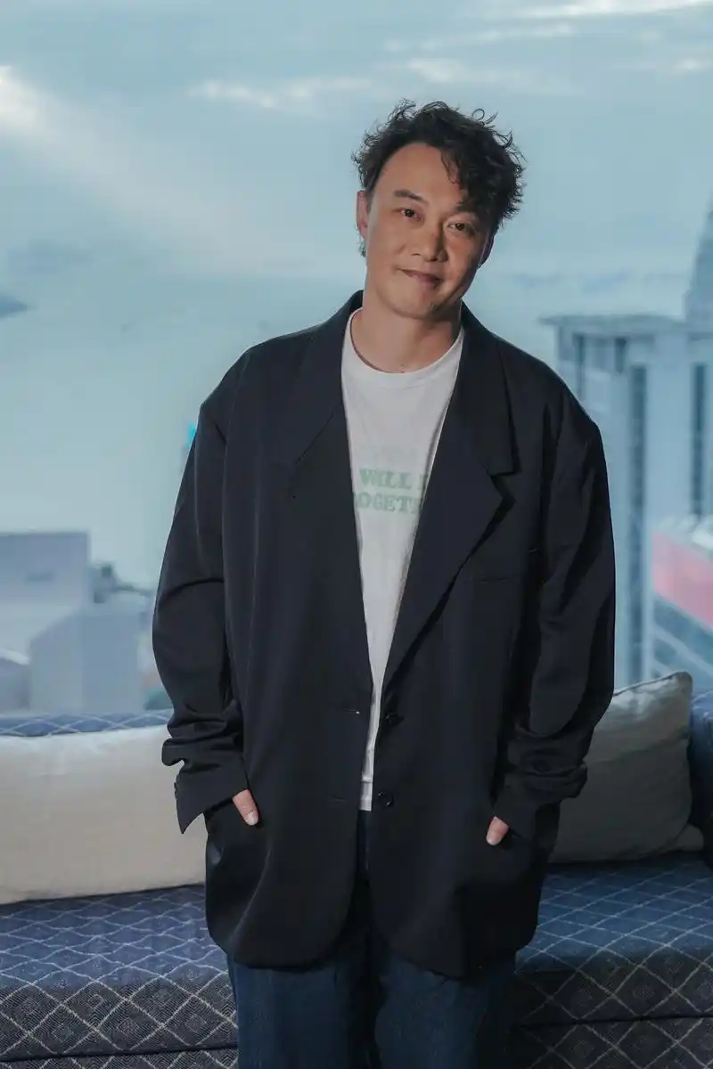 p>陈奕迅(eason chan),1974年7月27日出生于中国香港,祖籍广东省东莞