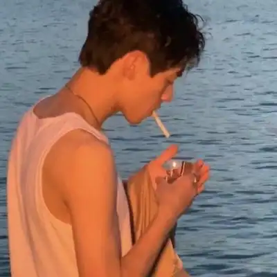 成熟个性帅哥头像图片高清成熟的微信帅哥个性头像