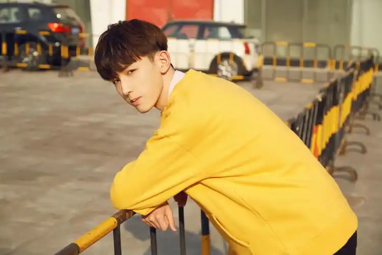 《少年派》郭俊辰演技实力圈粉,和老戏骨同台飙戏看点十足