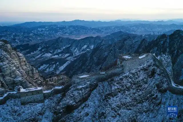 2月13日拍摄的箭扣长城(无人机全景照片).