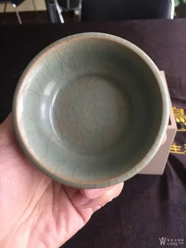 南宋溪口窑龙泉折腰冼