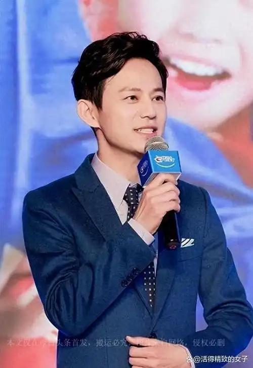 合作伙伴:周华健,谢霆锋和范晓萱.