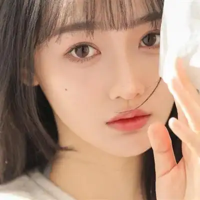 美女真人图片头像一个人的多张