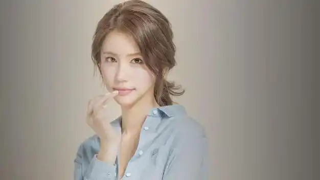 韩国|红毯|娱乐圈|女演员|红色假期黑色婚礼_网易订阅