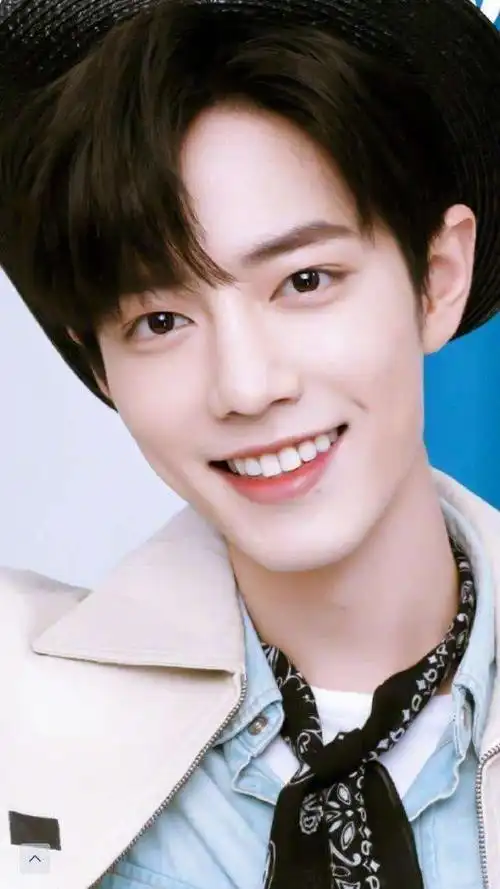 肖战养眼壁纸合集又来了,最后一张也太可爱了真的是憨憨