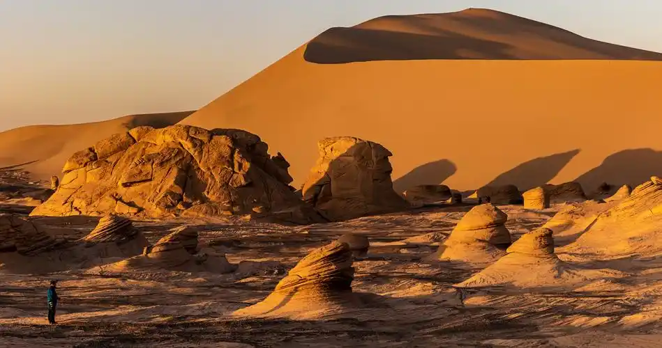 罗布泊无人区风光及人像