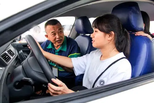 快乐学车 感恩有你--科二唐建江教练