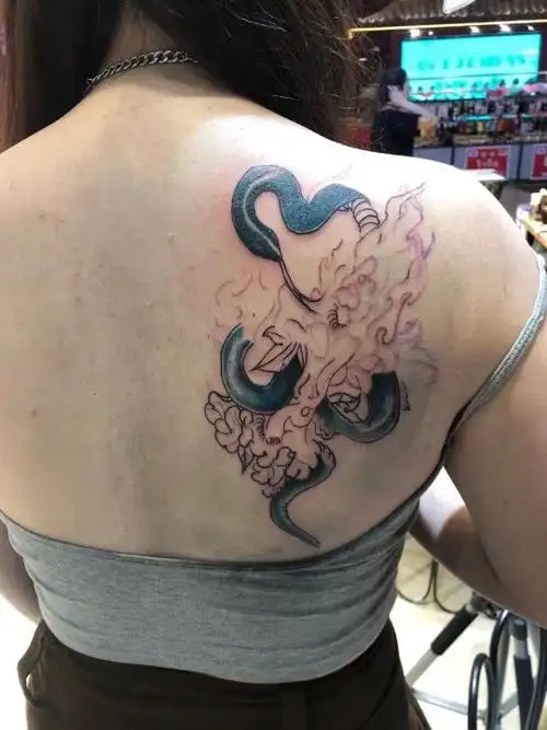 一千块目前全部下来两千现在纹一半值吗他说可以填颜色修改纹身我不懂