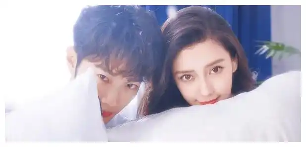 baby与19岁男星吻戏曝光深情对视太甜蜜相差13岁毫无违和感