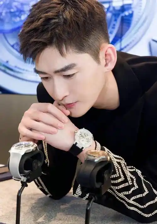 张翰最新近照曝光!模样变化大,长相引发热议_郑州_电视剧_吐槽