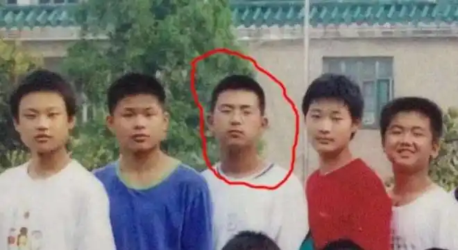 李现减肥前后对比图,李现以前有多胖体重达200斤