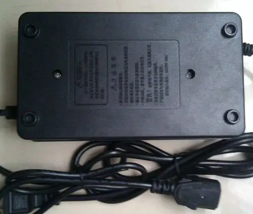 电动三轮车专用充电器 三轮车充电器 订货量 价格 市场价:         40