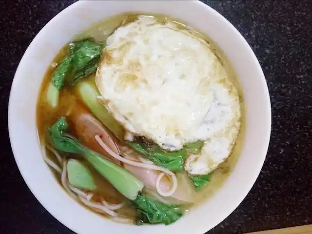 房贷加车贷月供10000的夫妻日常晚餐, 生日才有一碗鸡蛋火腿面_新浪