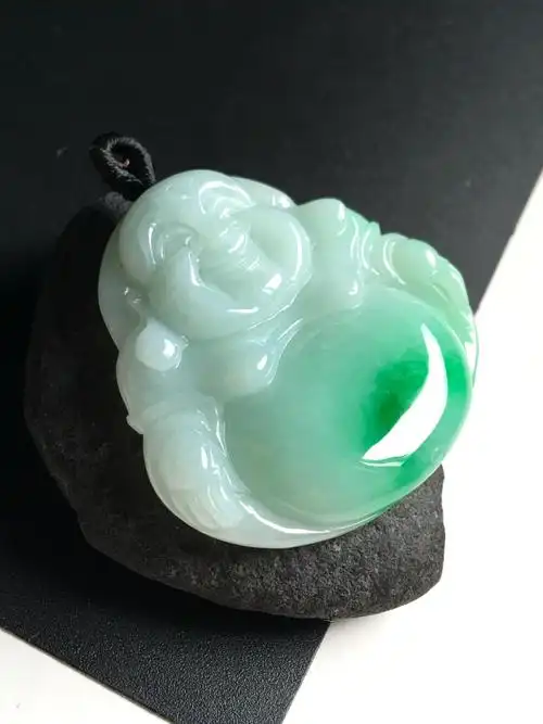 开光玉佛戴在身福泽绵延富贵吉祥平安如意