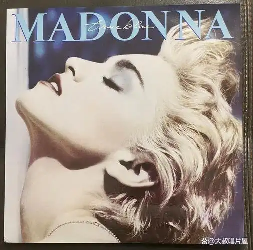 挑选的原则还是是:(1)只分享我有的唱片;(2)只分享自己喜欢的封面