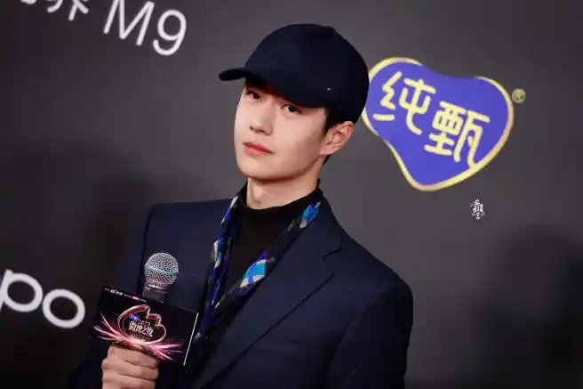 王一博今天也很酷##王一博微博之夜