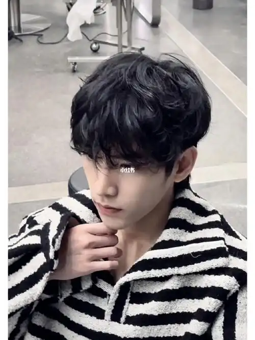 男生法式气垫烫|||头发长度需要8～15cm