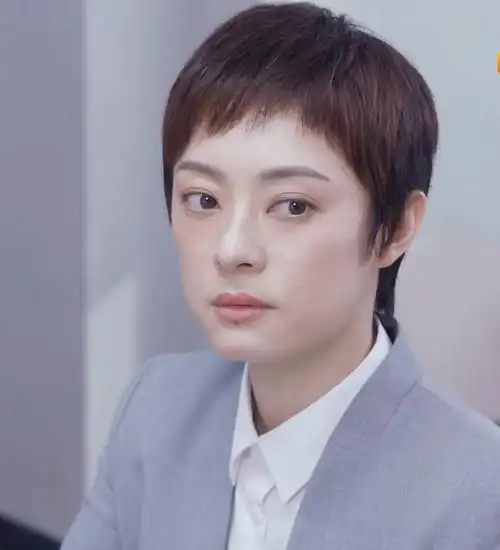 安家:店员各个圣母白莲花,三观尽毁?其实他才是真"圣父"