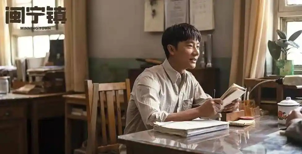 从电影到电视剧,黄轩的心态就是,接到一个角色就踏踏实实地演好.